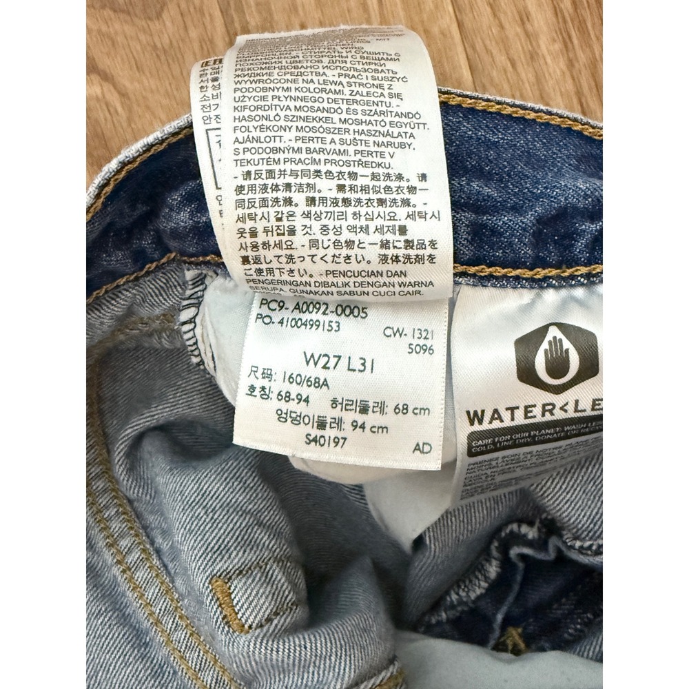 Levis High Waisted Straight Leg Distressed Jeans Medium Wash Blue W27 - Picture 5 of 5